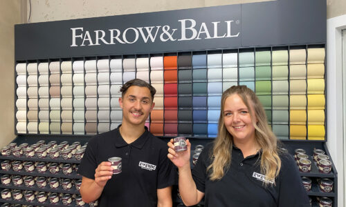 Farbwand Fachmarkt Farrow & Ball Mitarbeiter Ewering
