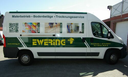 Firmenwagen Ewering Mitarbeiter Maler Jumper