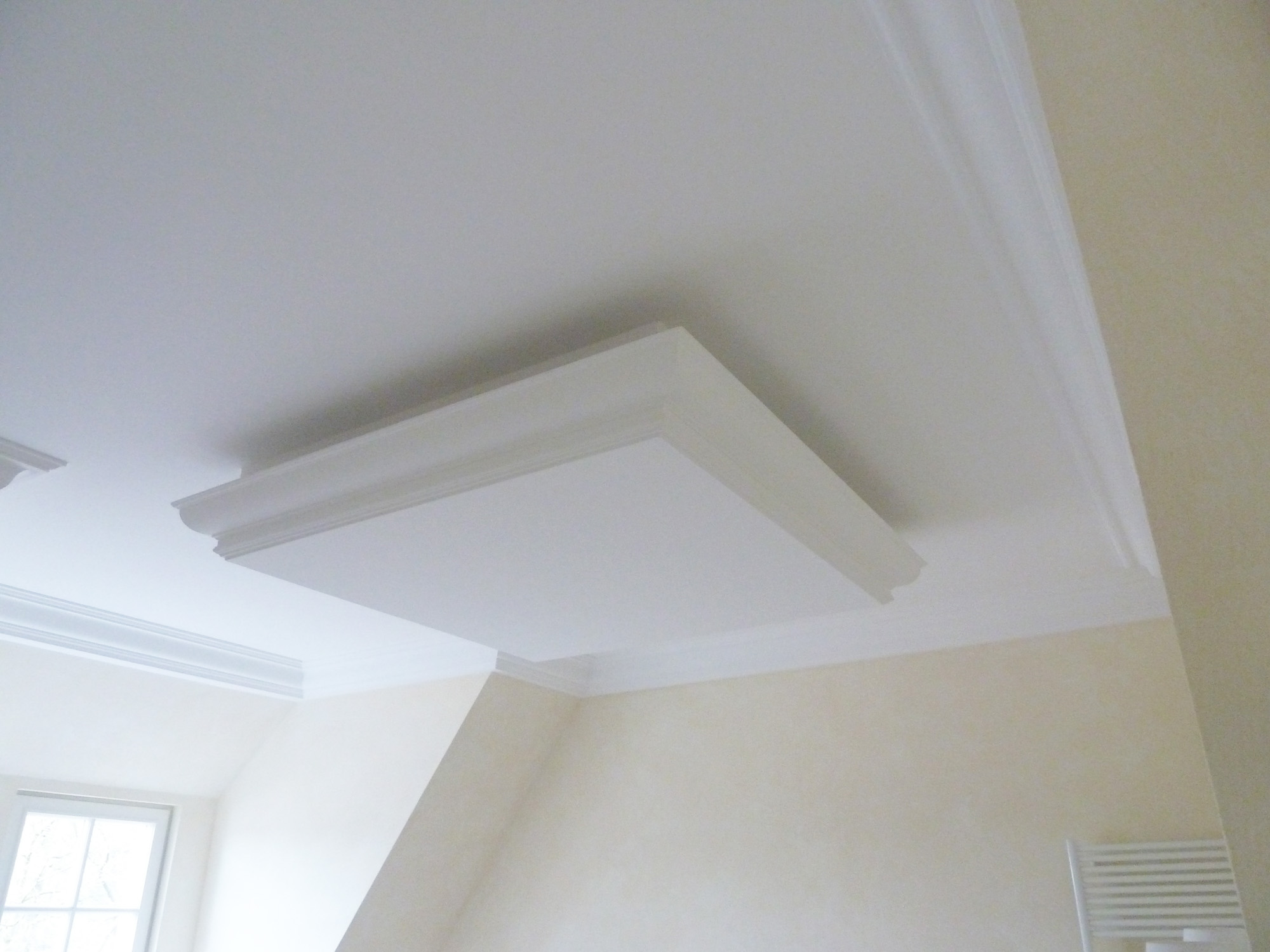 referenz_exklusives_wohnhaus_deckensegel_stuckleiste