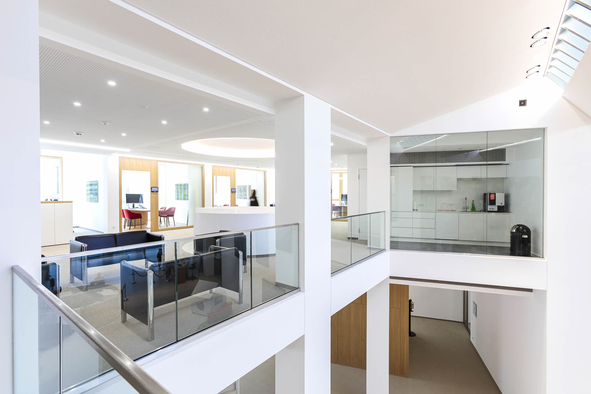 referenz_stadtsparkasse_bocholt_etage_3_innenraumgestaltung_galeriebereich