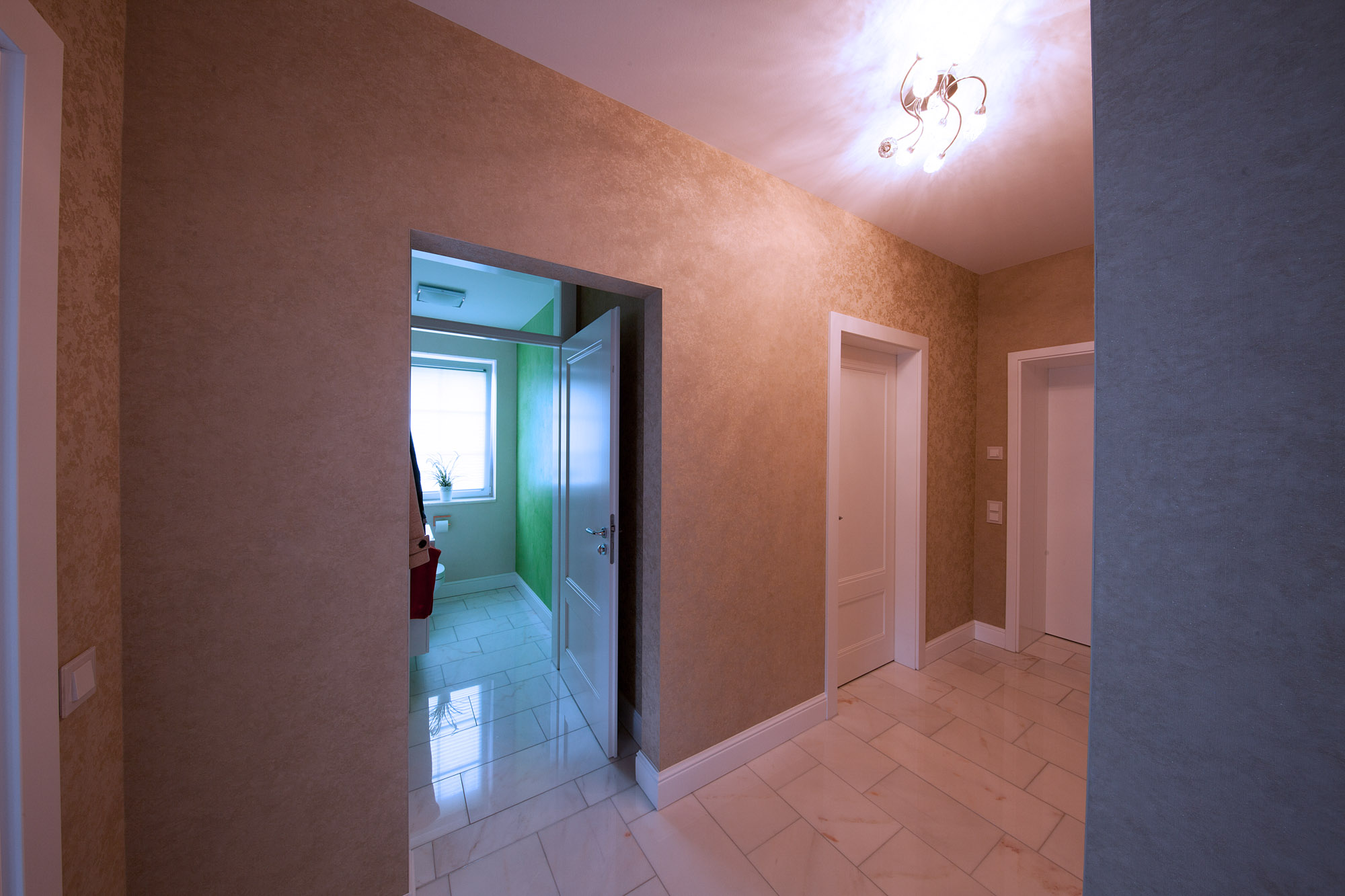 referenz_komplettsanierung_einfamilienhaus_flurbereich